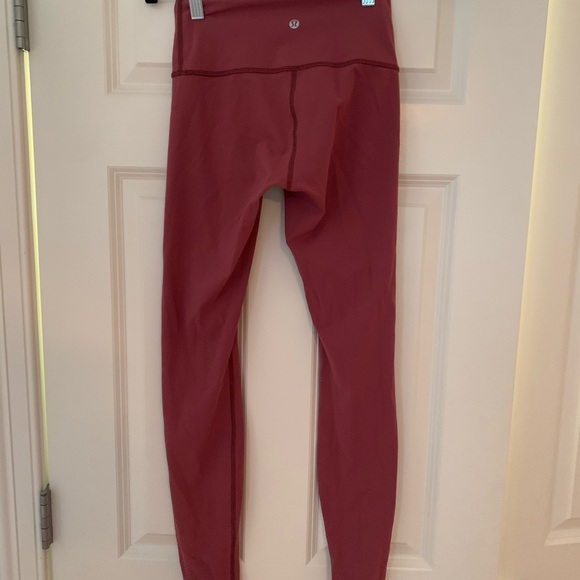 Lululemon wunder under - Picture 3 of 4